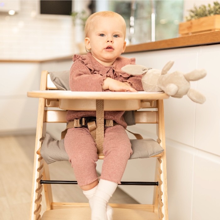 kids-and-stationery/kids-furniture-seating/morsel-40-natural-feeding-chair